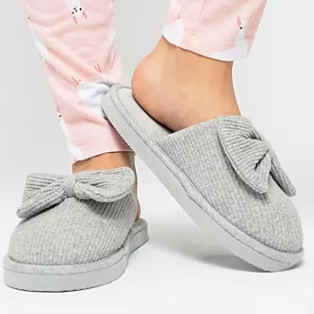 ASOS Grey Ribbed Nixie Bow Cozy Slippers - Picture 2 of 7